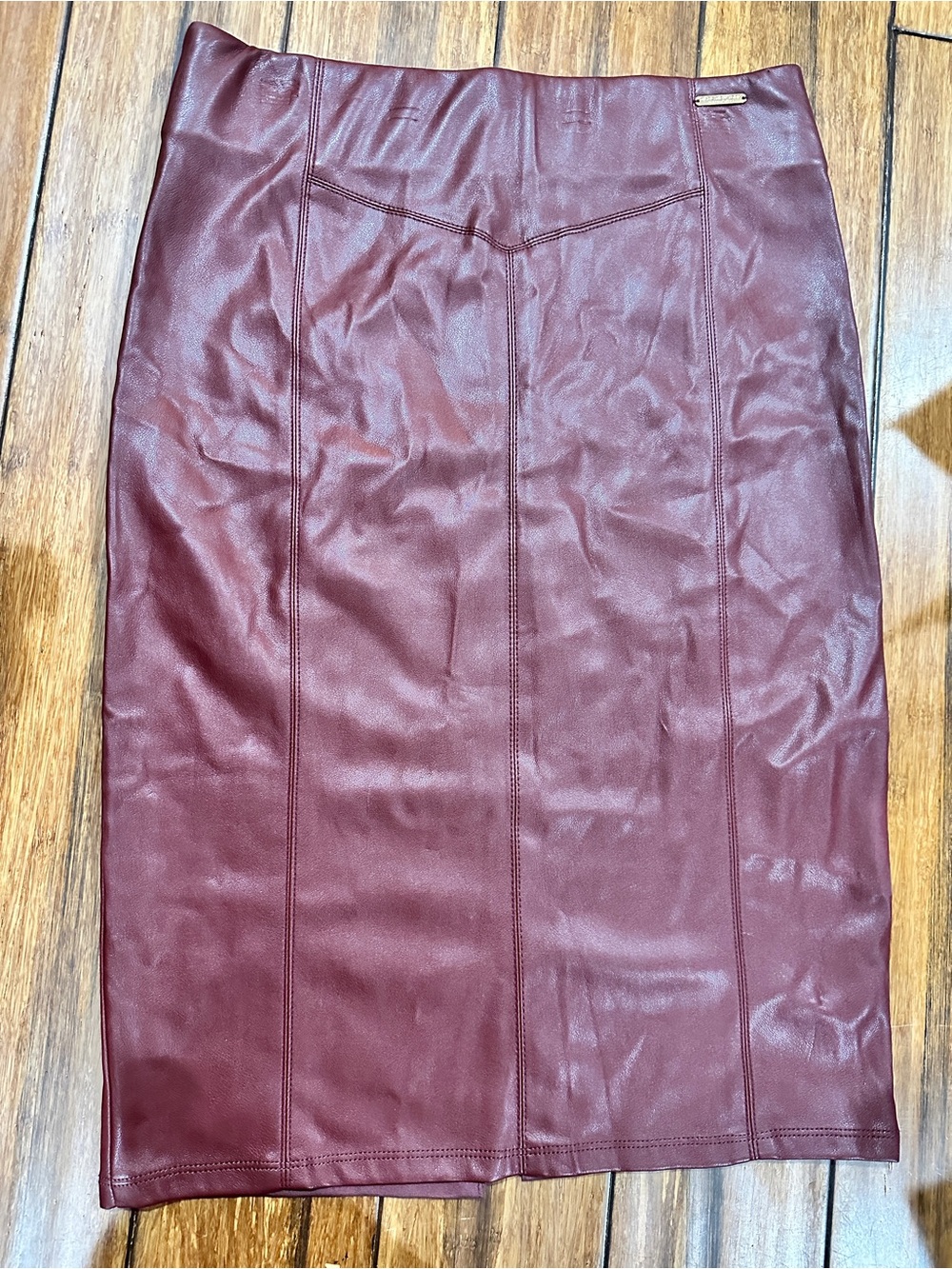 Marc New Andrew Marc York Faux Leather Pencil Skirt in Burgundy size small